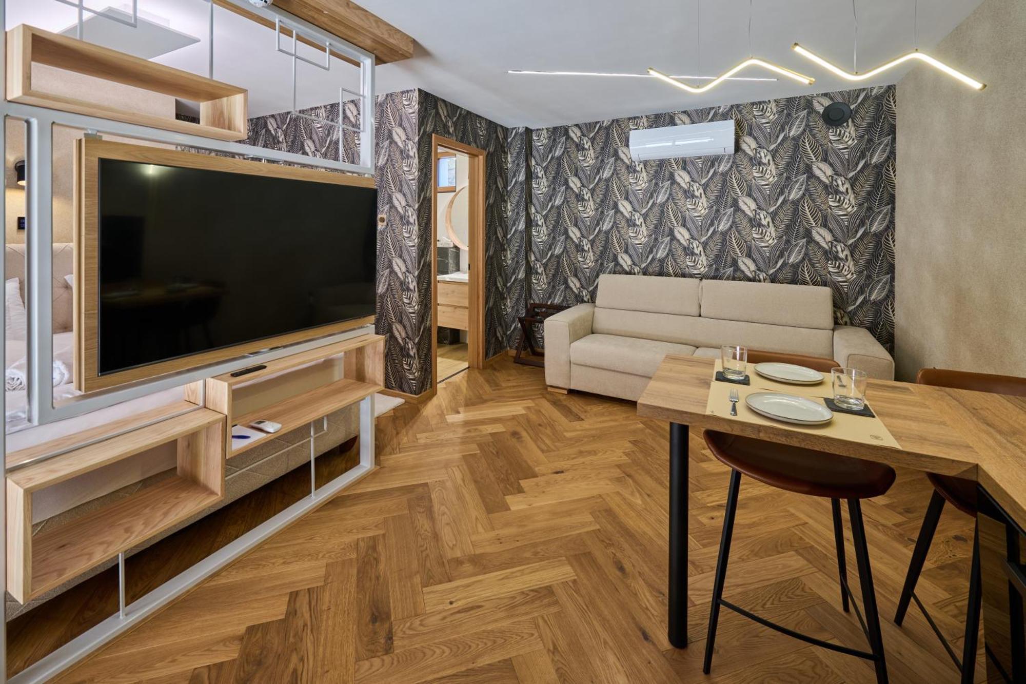 Grandis Premium Apartments Gödöllő Buitenkant foto